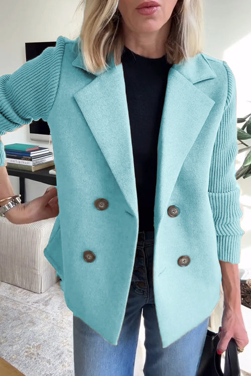 Olivia – Doppelreihiger Strickblazer