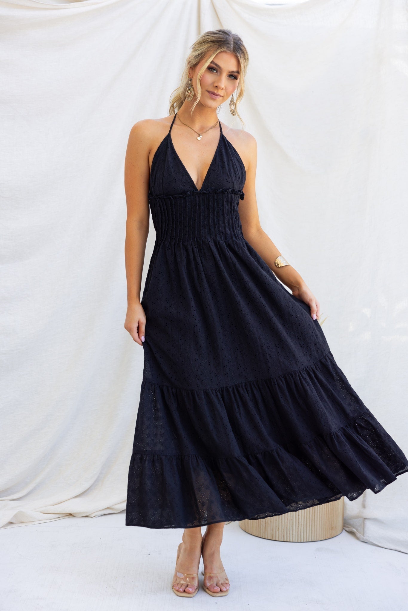 Eloise | Schwarzes Anglaise-Maxikleid