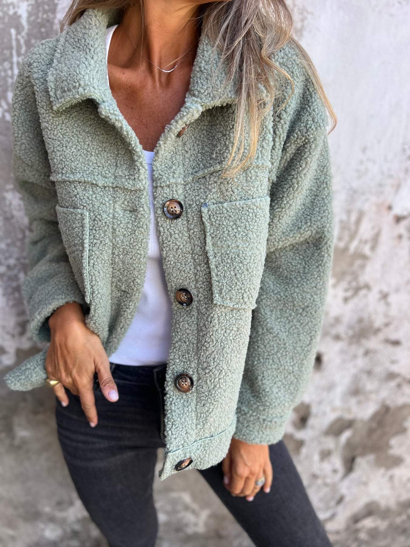 Aubrey | Gemütliche Button-Up Jacke
