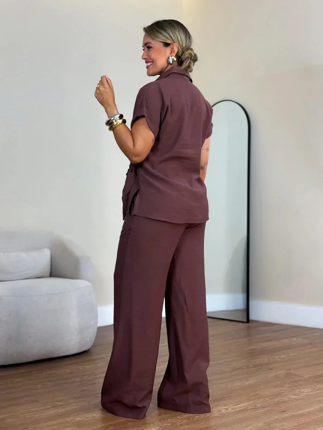 Lorie – Elegantes Zweiteiliges Set Mit Bindeband Vorne