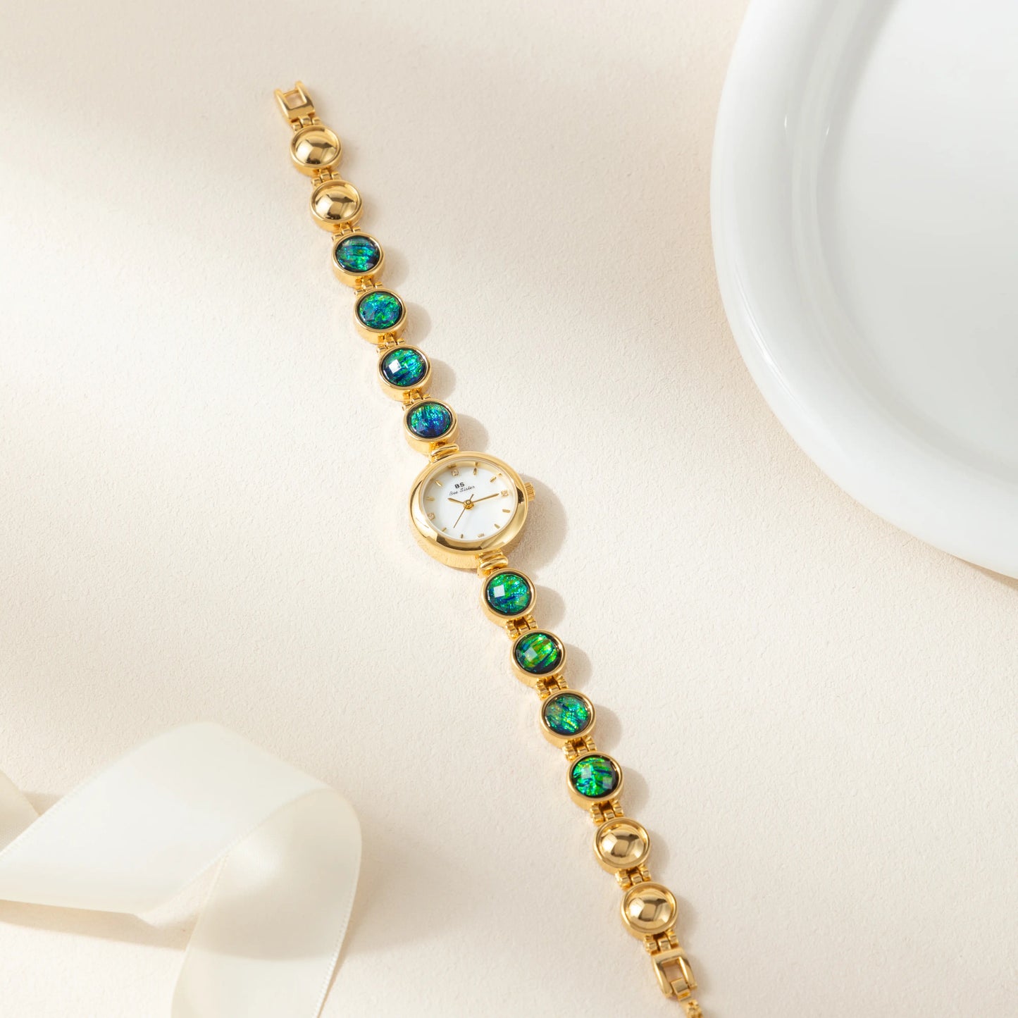 Nyx | 16K Gold Edition