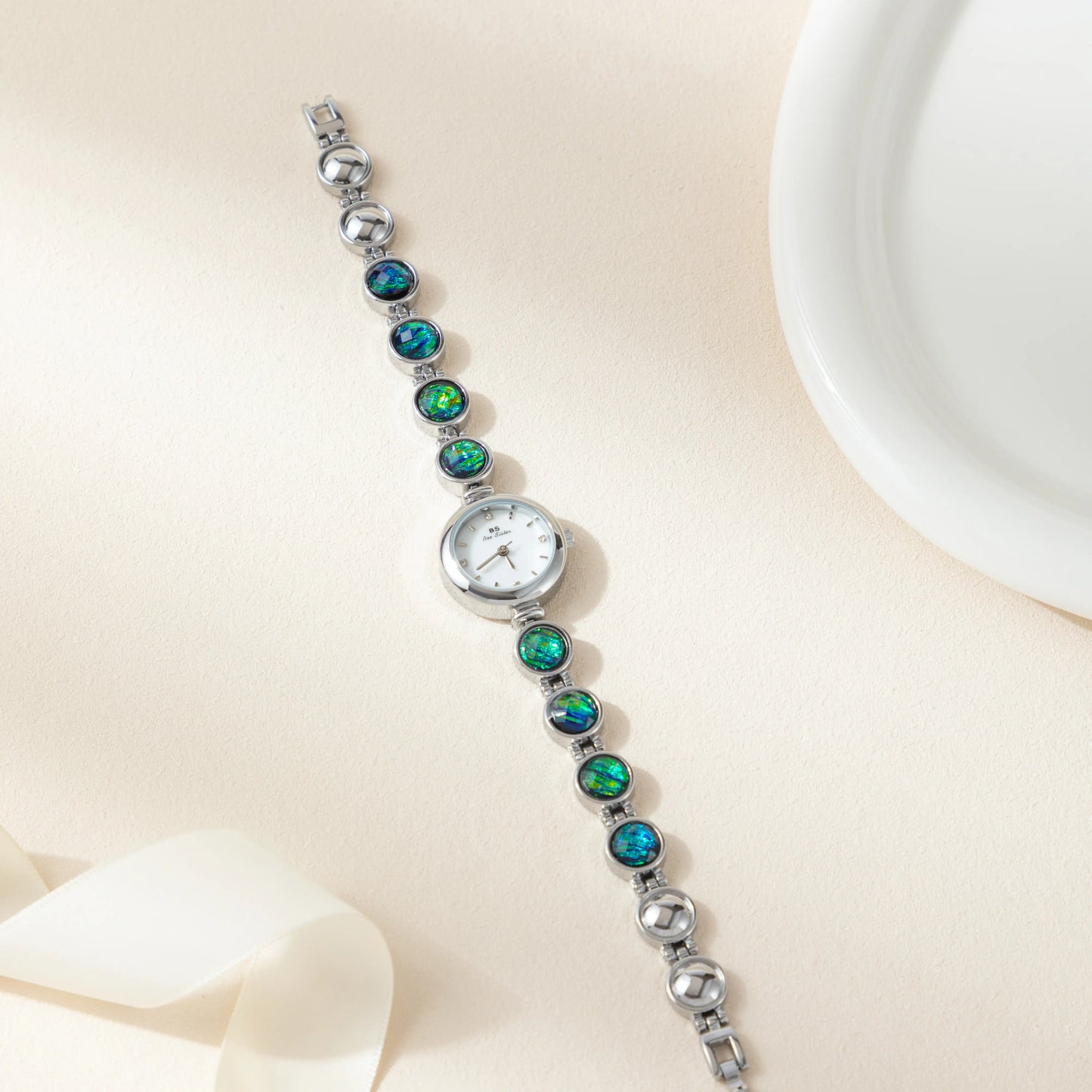 Nyx | 16K Gold Edition