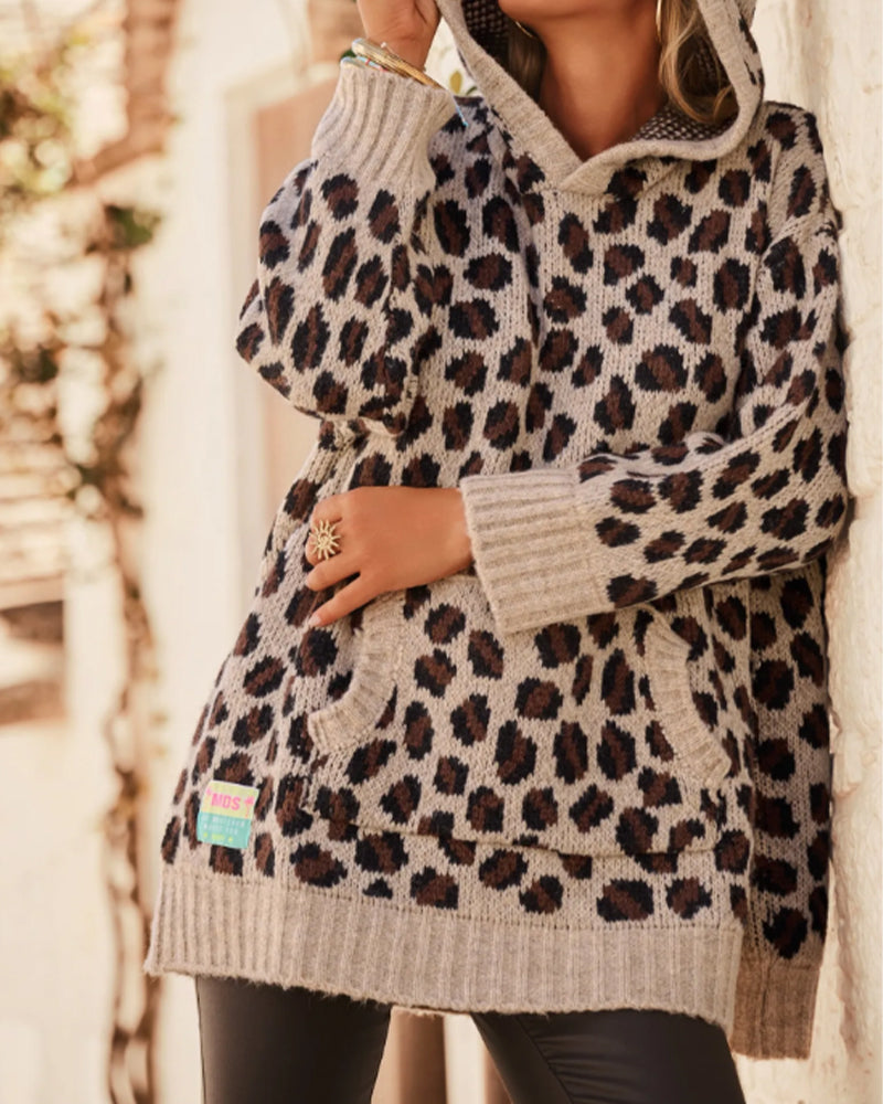 Pullover Mit Kapuzen- Und Leopardenmuster Merkmalen