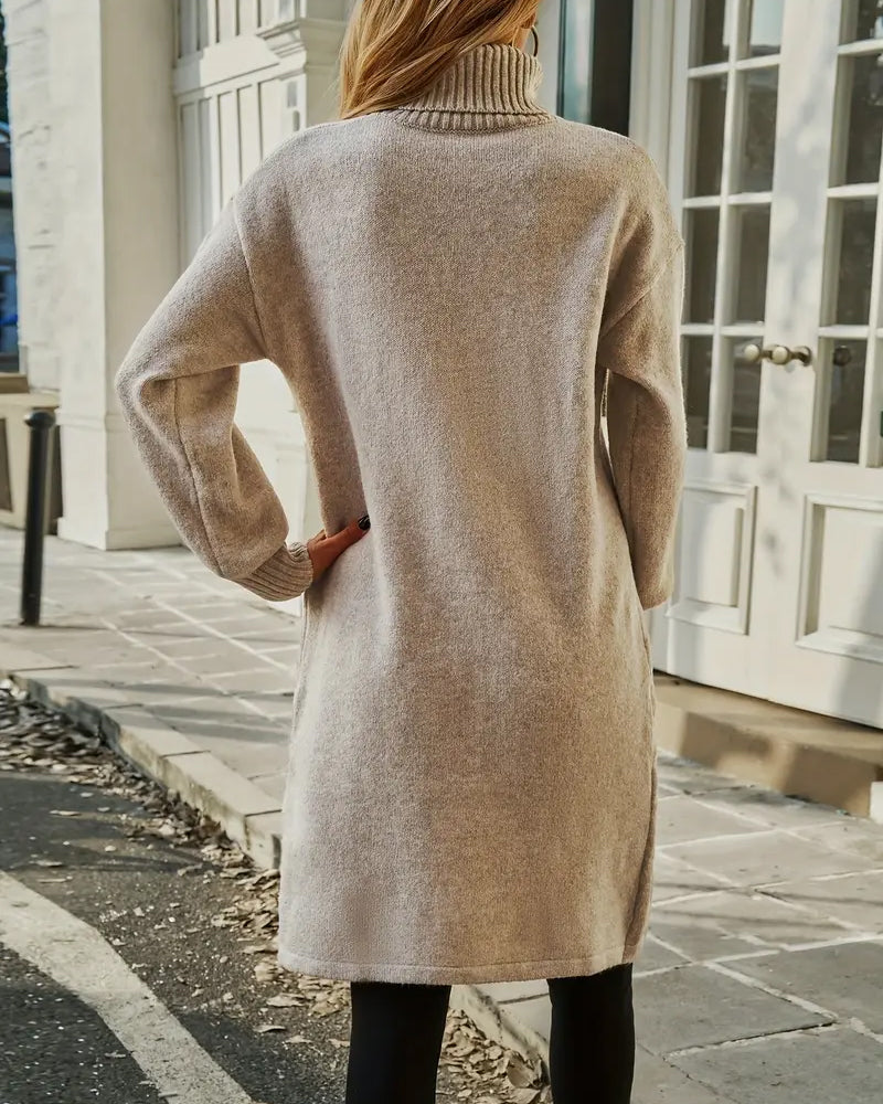 Strickkleid Hoher Kragen Schlitz