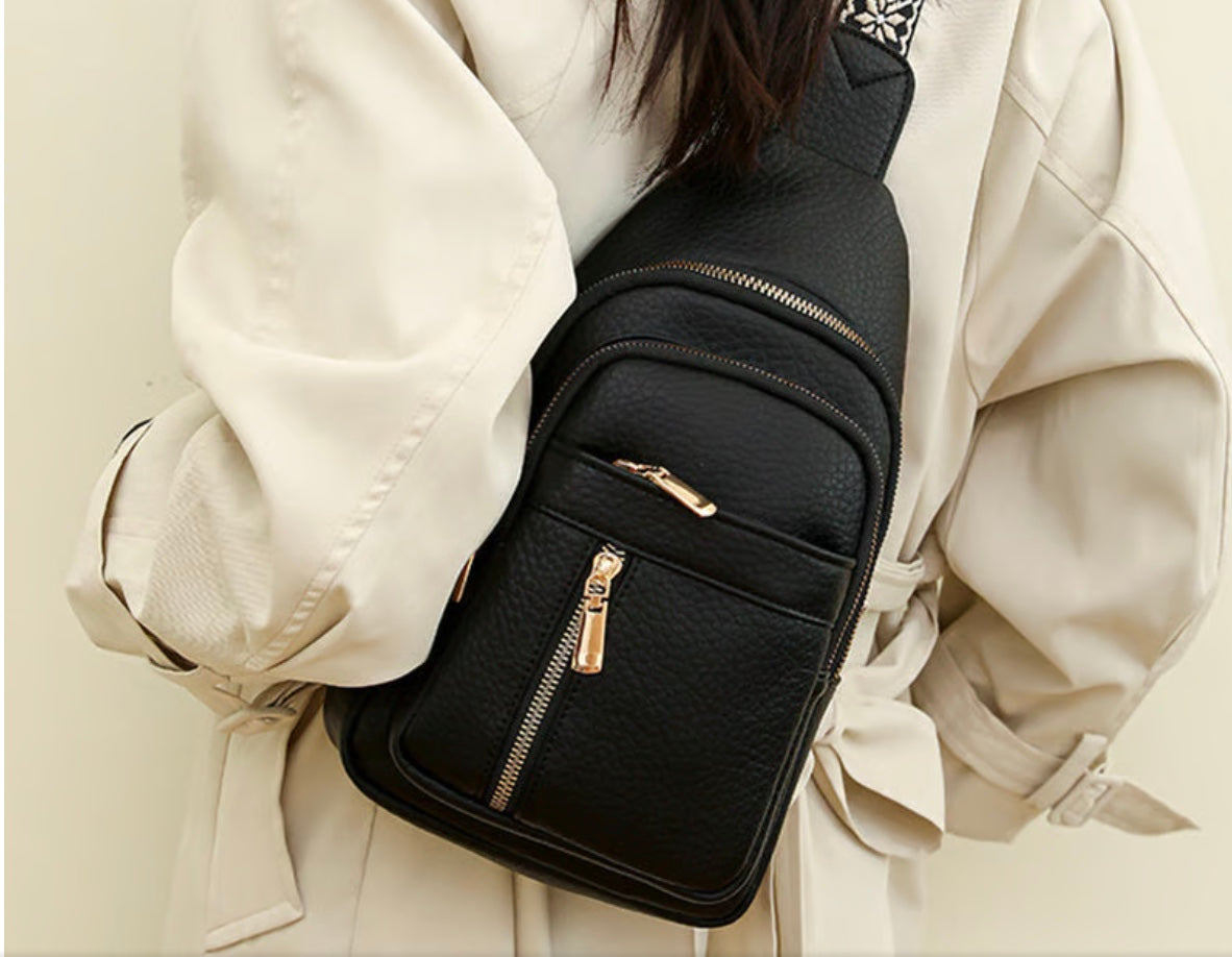 LAVIYA Umhängetasche  - Elegante Ledertasche