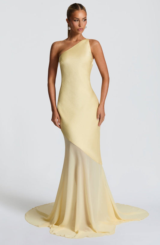 VALENTINA- Golden Hour