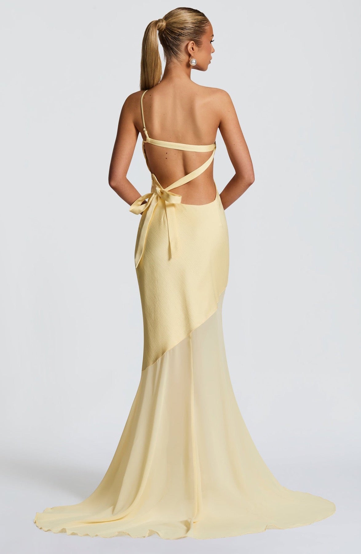 VALENTINA- Golden Hour