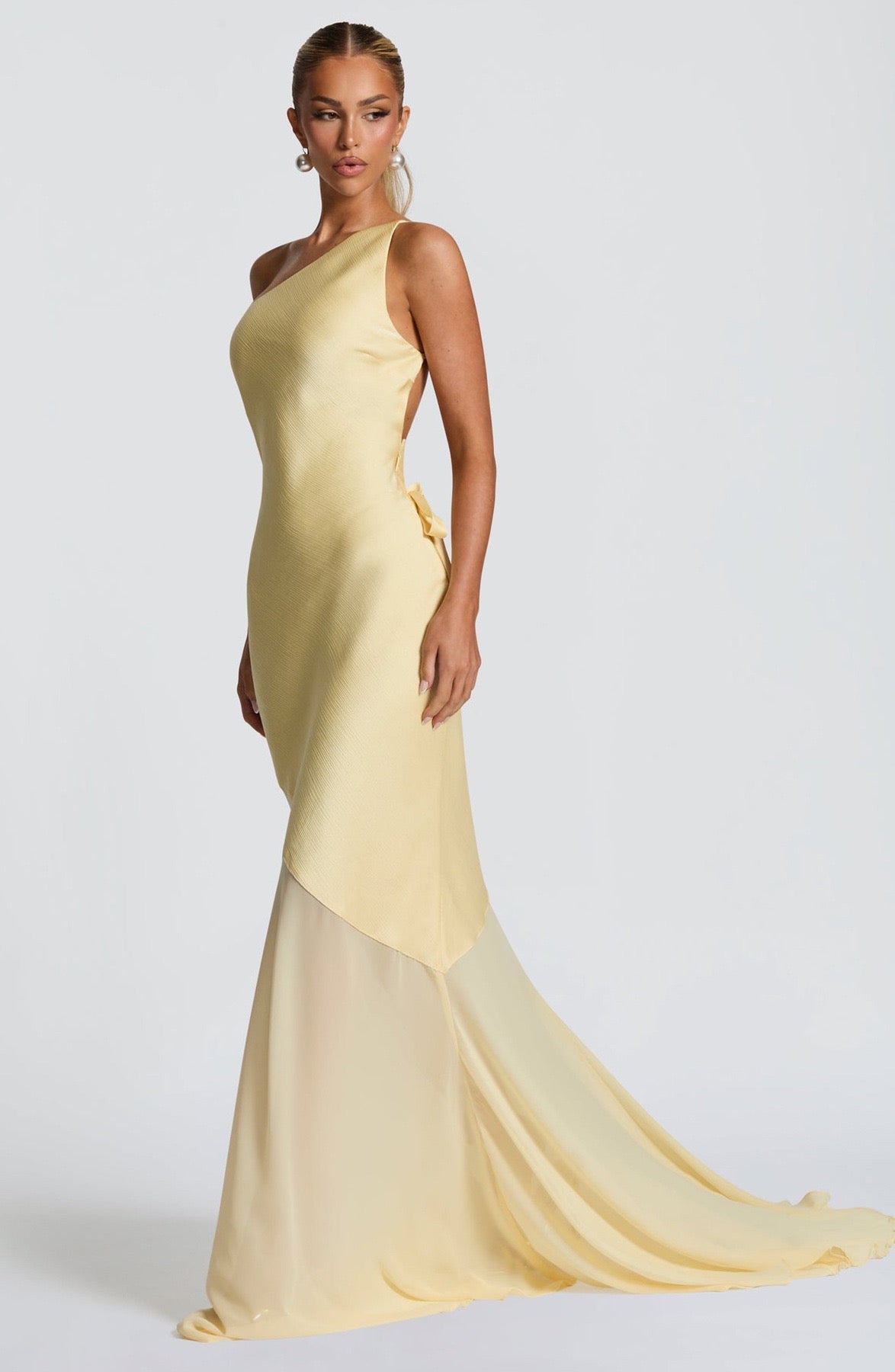 VALENTINA- Golden Hour