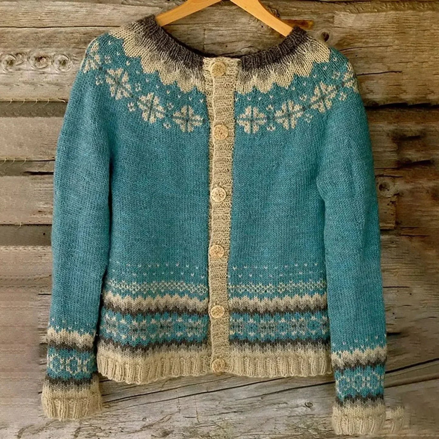Klassische Strickjacke für Frauen