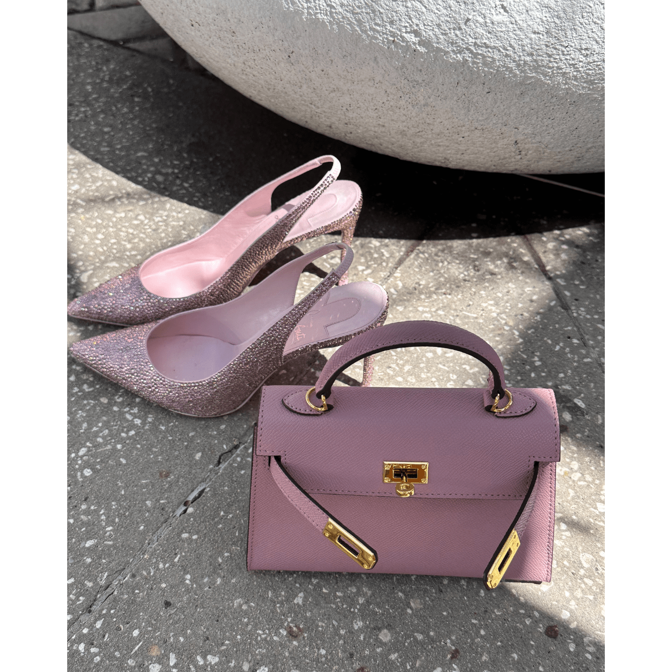 Ameera | Kompakte und elegante Tasche