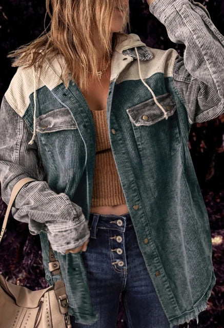 Cropped Cordjacke mit Knopfleiste und Brusttaschen | Perfekt für den Sommer