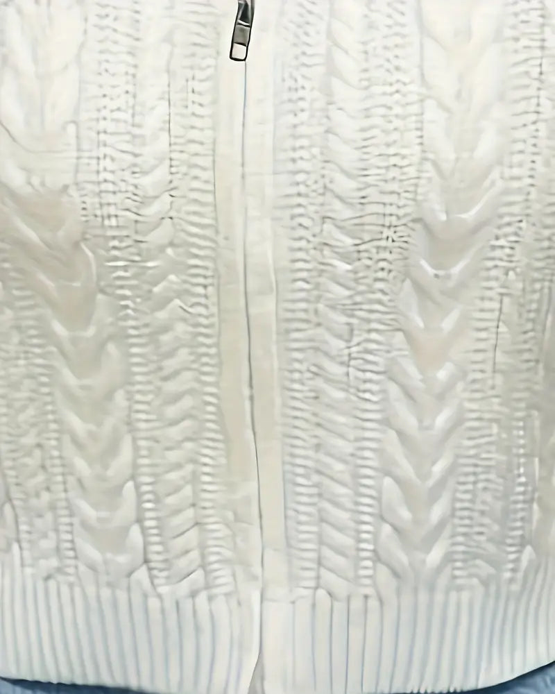 Steppjacke mit Reißverschluss im Zopfmuster