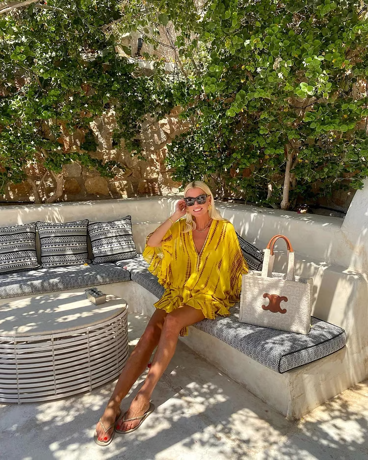 ADALYN I V-AUSSCHNITT MINI SOMMERKLEID